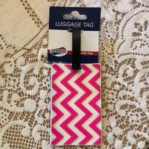 🌺 American Tourister NEW; Hot Pink Zig-Zag Luggage/Backbag/Purse Tag for You!